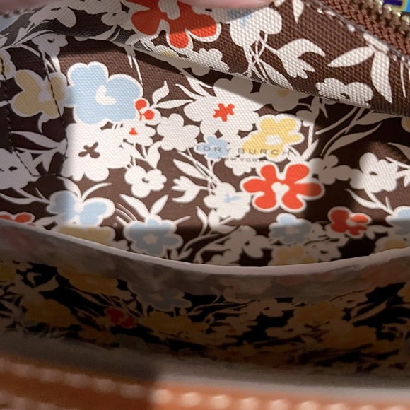 ❌SOLD❌NWT Tory Burch Kerrington Zip Tote Bag - Picture 6 of 10